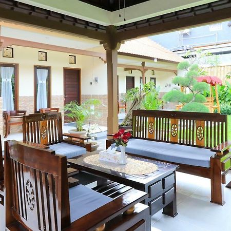 Prasada Guesthouse Canggu Extérieur photo