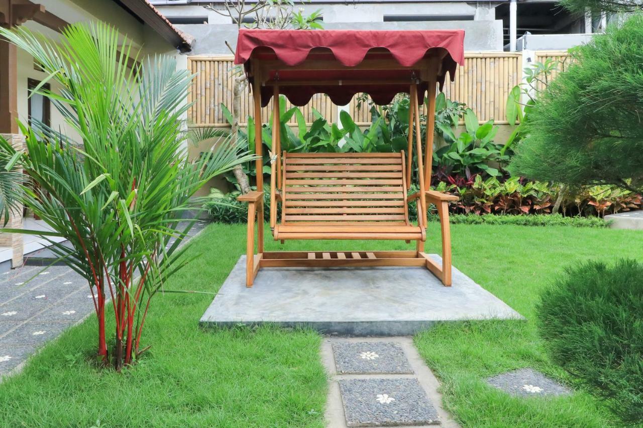 Prasada Guesthouse Canggu Extérieur photo